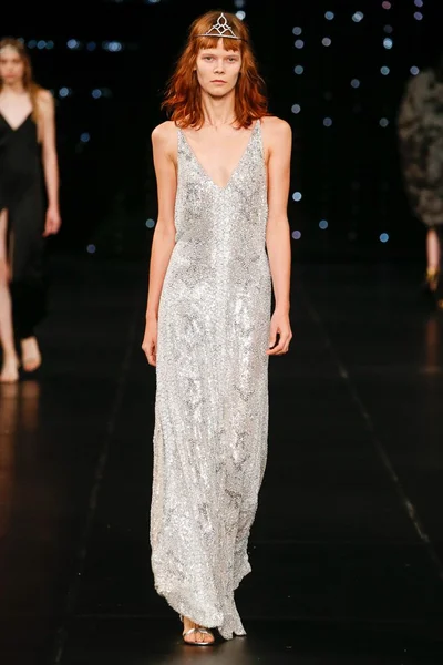 Look 56